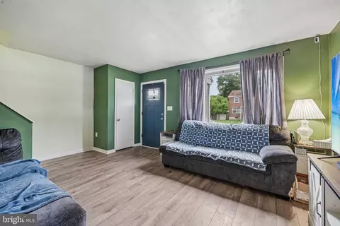 Entry Way - 1640 Poles Rd, Essex, MD 21221 photo 2 of 5