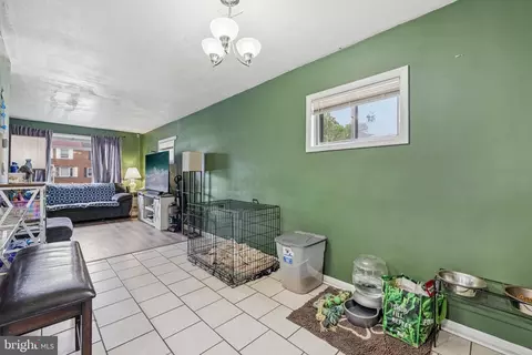 Entry Way - 1640 Poles Rd, Essex, MD 21221 photo 3 of 5