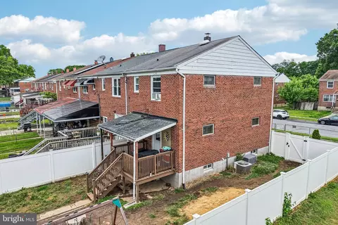 View/Area - 1640 Poles Rd, Essex, MD 21221 photo 2 of 14