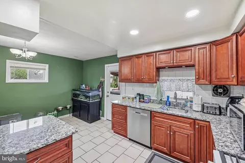 Kitchen - 1640 Poles Rd, Essex, MD 21221 photo 1 of 4