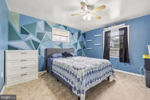 Bedroom - 1640 Poles Rd, Essex, MD 21221 photo 1 of 5
