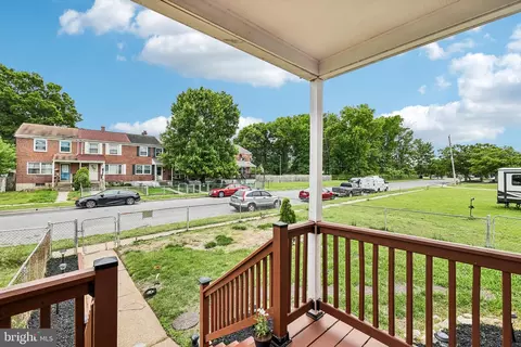 Exterior - 1640 Poles Rd, Essex, MD 21221 photo 3 of 7