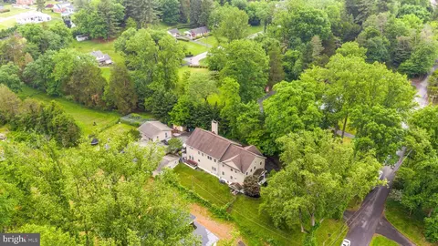 11809 Cedar Ln, Kingsville, MD 21087