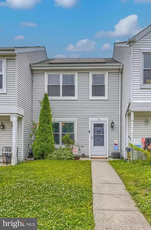 13 Ute Ct, Middle River, MD 21220