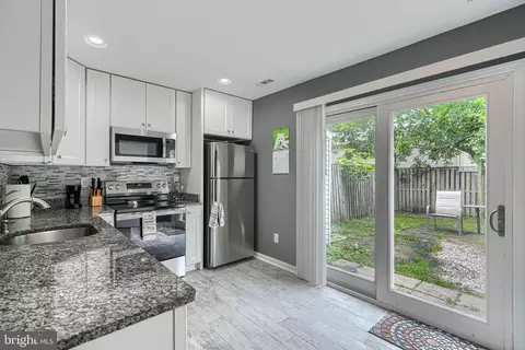 Kitchen - 13 Ute Ct, Middle River, MD 21220 photo 1 of 3