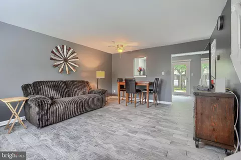Living - 13 Ute Ct, Middle River, MD 21220 photo 1 of 1