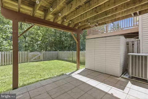 Exterior - 18 Campton Ct, Nottingham, MD 21236 photo 3 of 5
