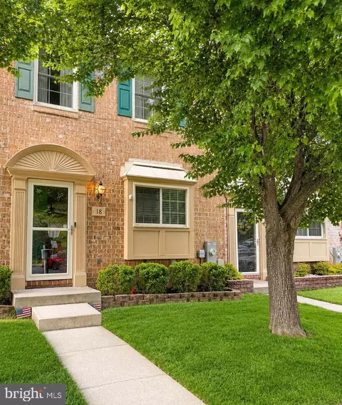 18 Campton Ct, Nottingham, MD 21236