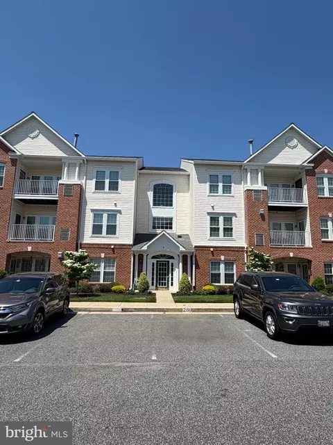 3 Brook Farm Ct #3M, Perry Hall, MD 21128