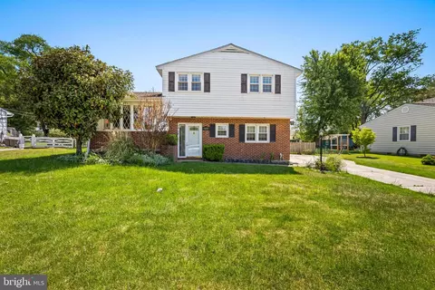 8407 Thornton Rd, Lutherville Timonium, MD 21093