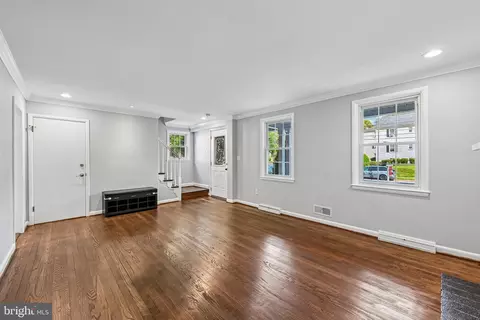 Living - 617 A Walker Ave, Baltimore, MD 21212 photo 2 of 6