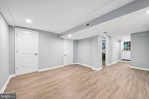 Entry Way - 617 A Walker Ave, Baltimore, MD 21212 photo 4 of 4