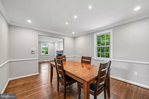 Dining - 617 A Walker Ave, Baltimore, MD 21212 photo 1 of 2
