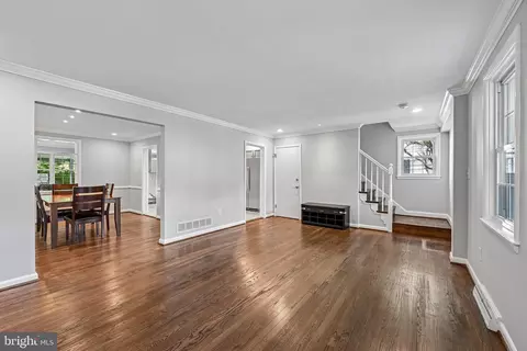 Living - 617 A Walker Ave, Baltimore, MD 21212 photo 5 of 6