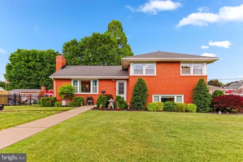 2902 Ritchie Ave, Edgemere, MD 21219