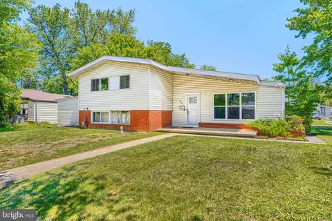 Exterior - 6901 Chippewa Dr, Baltimore, MD 21209 photo 2 of 7