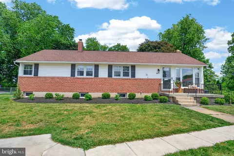 401 Allview Ct, Catonsville, MD 21228