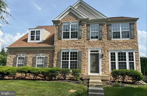8823 Baileys Ct, Perry Hall, MD 21128