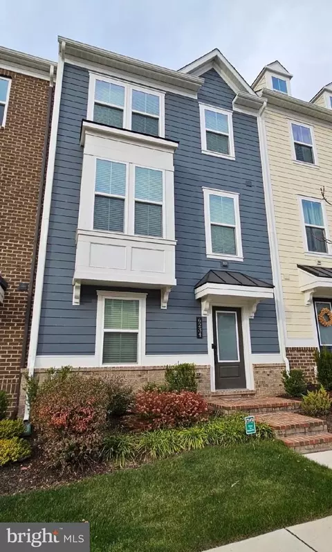 6234 Islington St, Middle River, MD 21220