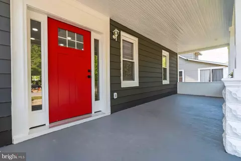Exterior - 5546 Selma Ave, Halethorpe, MD 21227 photo 3 of 3