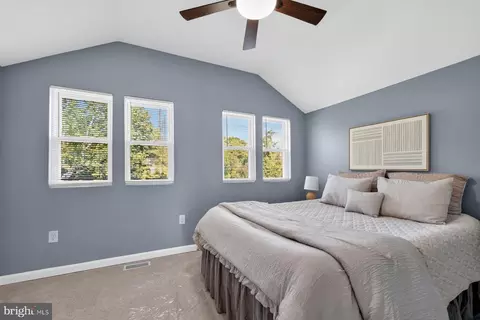 Bedroom - 5546 Selma Ave, Halethorpe, MD 21227 photo 1 of 2