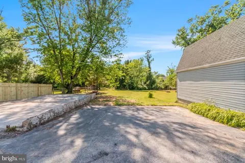Exterior - 5546 Selma Ave, Halethorpe, MD 21227 photo 2 of 3