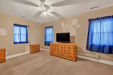 Bedroom - 212 Maple Ave, Dundalk, MD 21222 photo 1 of 5