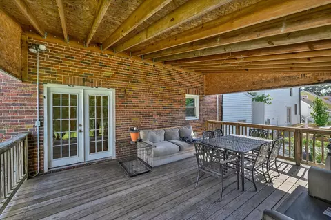 Exterior - 212 Maple Ave, Dundalk, MD 21222 photo 2 of 3