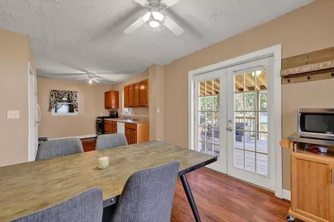 Dining - 212 Maple Ave, Dundalk, MD 21222 photo 2 of 2