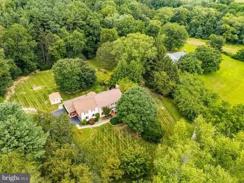 View/Area - 13325 B Fork Rd, Baldwin, MD 21013 photo 2 of 5
