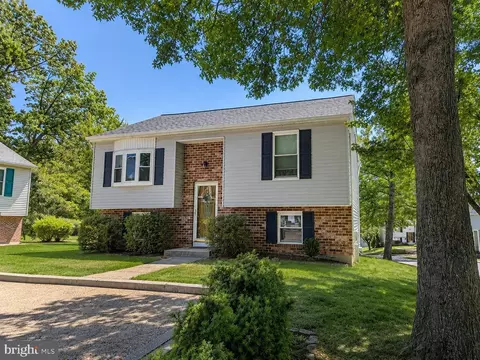 9 Chatterly Ct, Perry Hall, MD 21128