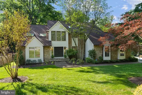 3 Roland Ct, Towson, MD 21204