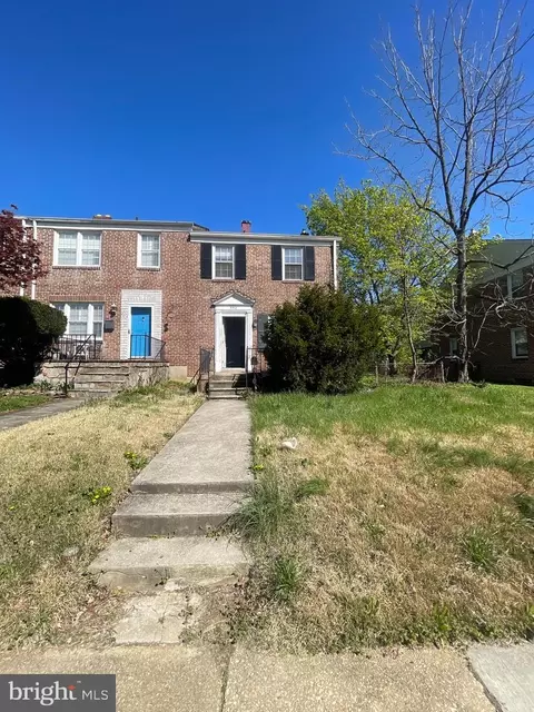 5512 Medwick Garth N, Catonsville, MD 21228