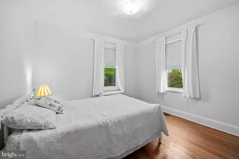 Bedroom - 529 Overbrook Rd, Baltimore, MD 21212 photo 2 of 7