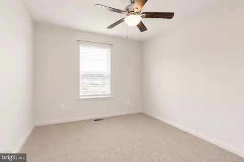 Bedroom - 912 Winter Run Rd, Middle River, MD 21220 photo 2 of 2