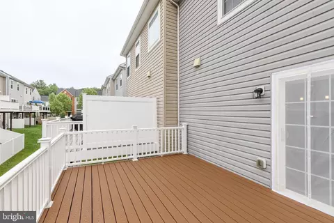 Exterior - 912 Winter Run Rd, Middle River, MD 21220 photo 4 of 12