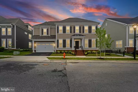 6500 Paddington St, Middle River, MD 21220