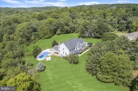 6 Keil Manor Ct, White Hall, MD 21161