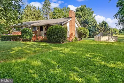 34 Bosley Ln, Reisterstown, MD 21136