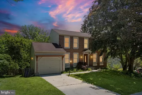 2 Topwood Ct, Parkville, MD 21234