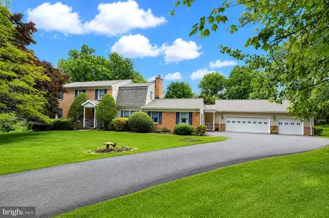 5 Dellwood Ct # A, Cockeysville, MD 21030