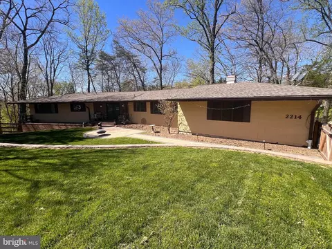 2214 Arapahoe, Catonsville, MD 21228