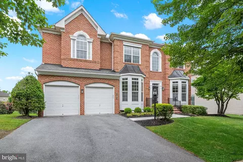 2510 Stone Cliff Dr, Baltimore, MD 21209