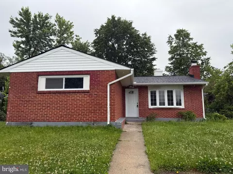 8723 Roper Rd, Parkville, MD 21234