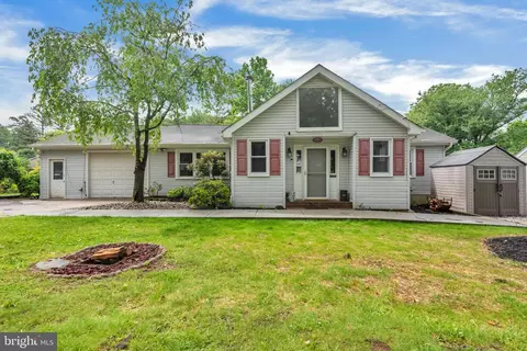 601 Alvin Ave, Catonsville, MD 21228