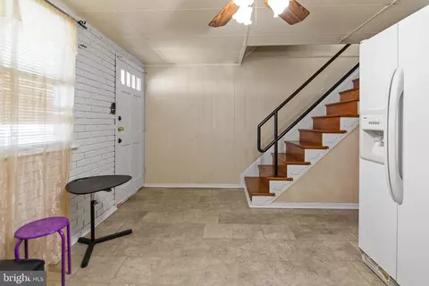 Entry Way - 3311 Kessler Ct, Halethorpe, MD 21227 photo 2 of 2