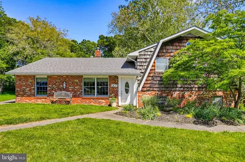 7437 Inwood Ave, Catonsville, MD 21228