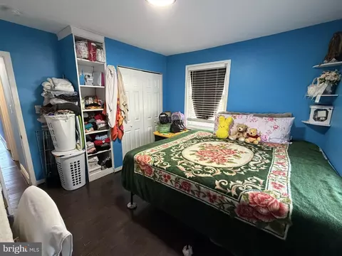 Bedroom - 203 Sollers Point Rd, Dundalk, MD 21222 photo 2 of 4