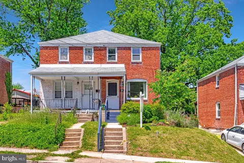 8438 Oakleigh Rd, Parkville, MD 21234