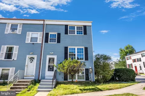 1 Bohn Ct, Rosedale, MD 21237